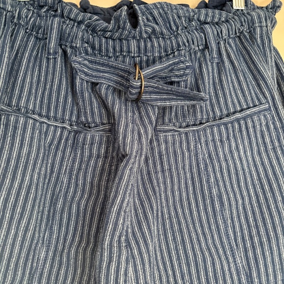 Free People railroad stripe denim ankle pants; tapered; gathered waist; size XS - Picture 4 of 6